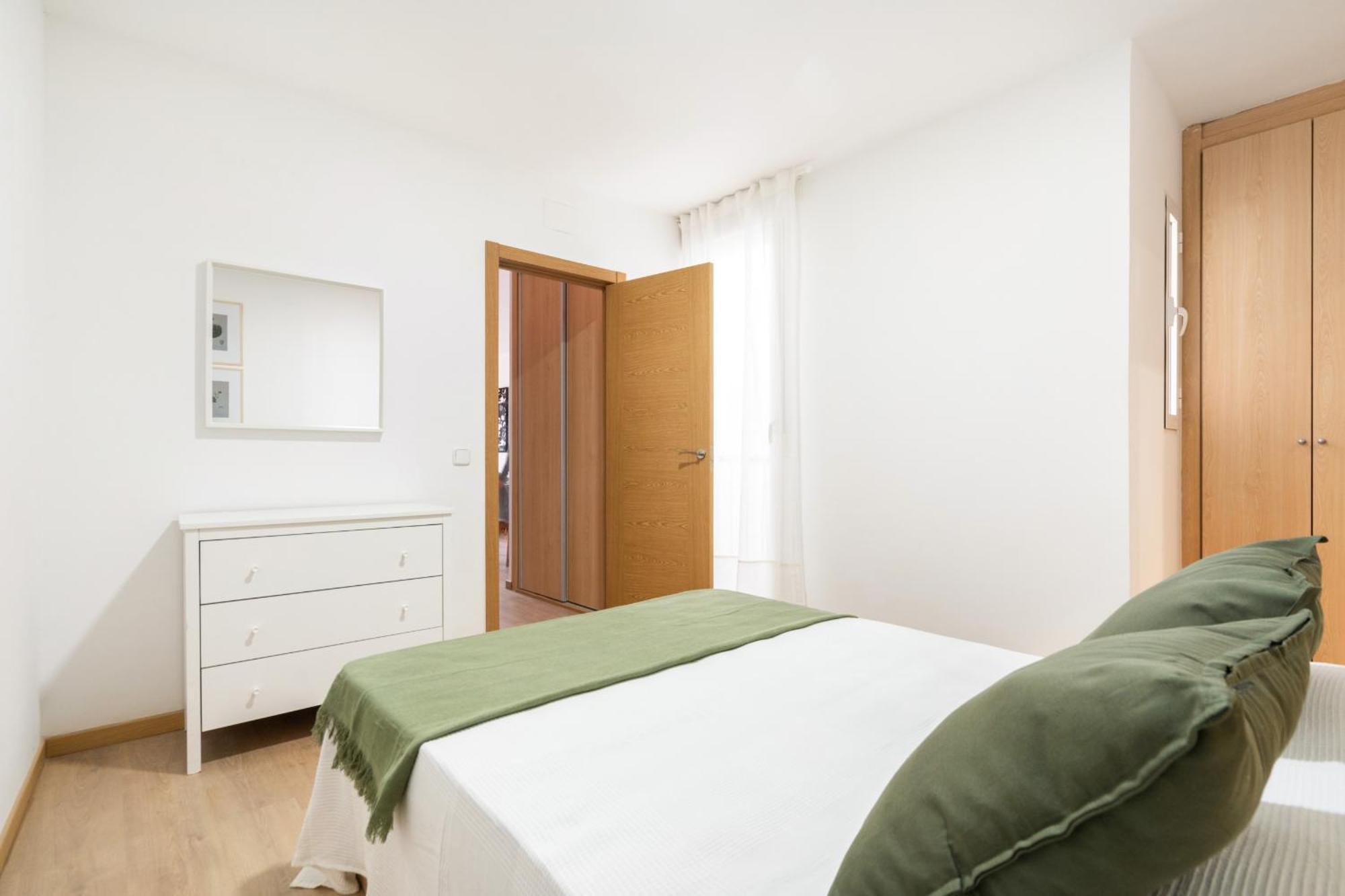 Apartamento En La Avenida De La Albufera Alquiler Temporal Madrid Kültér fotó
