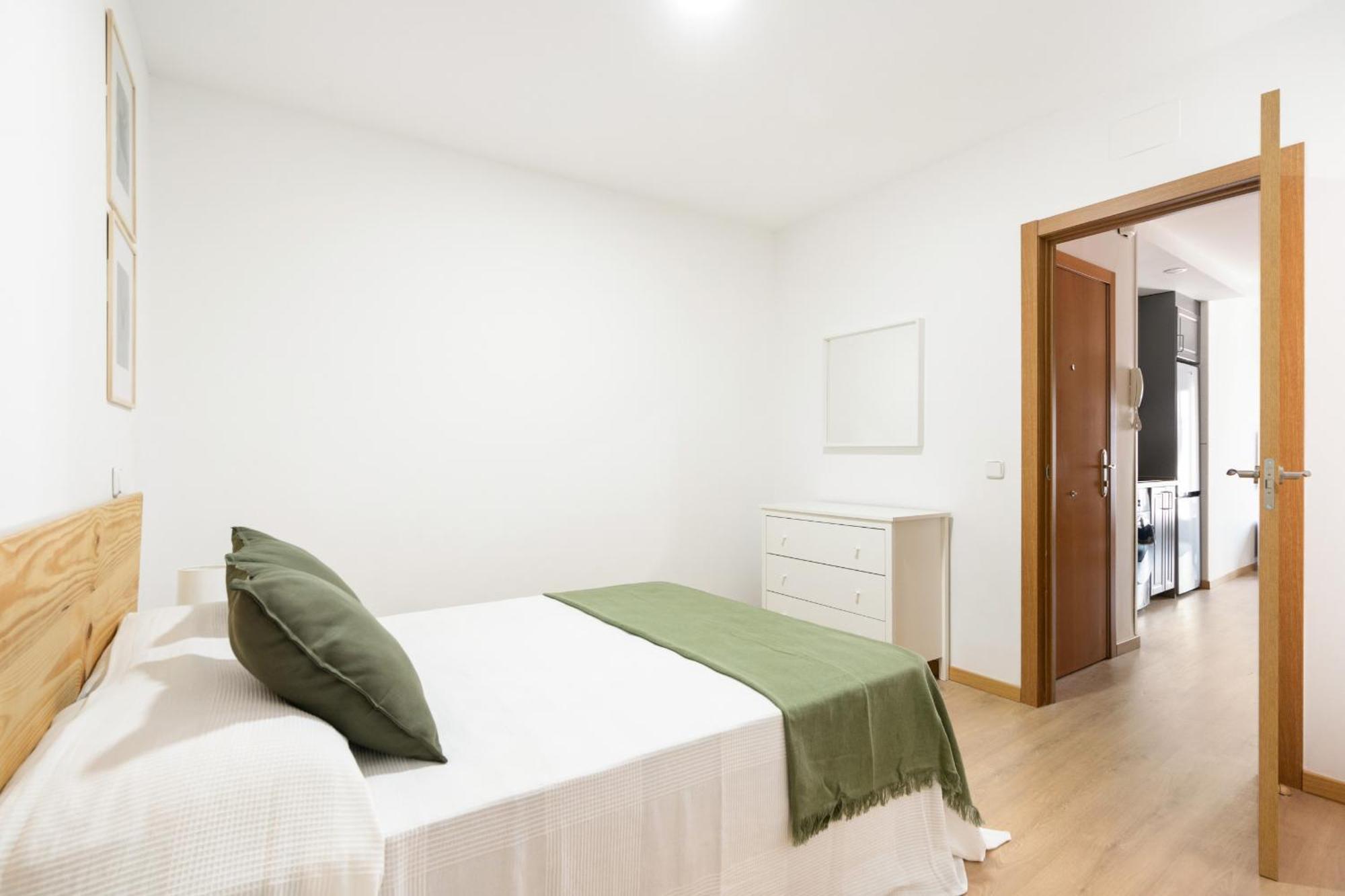 Apartamento En La Avenida De La Albufera Alquiler Temporal Madrid Kültér fotó